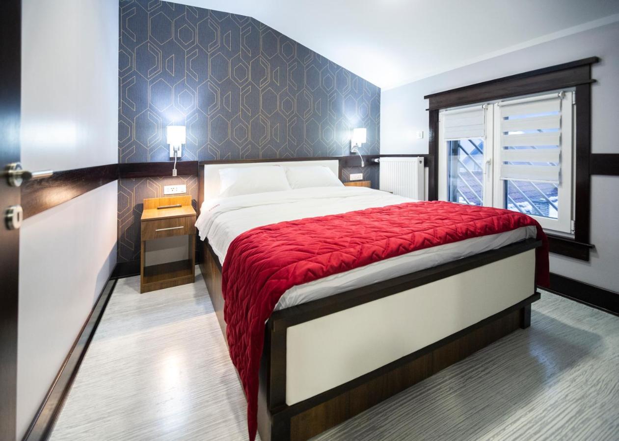 Nbn National Co Lejlighedshotel Ivanjica Eksteriør billede